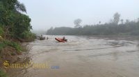 Gercep, Basarnas Palembang Cari Bocah Tenggelam di Sungai Kikim