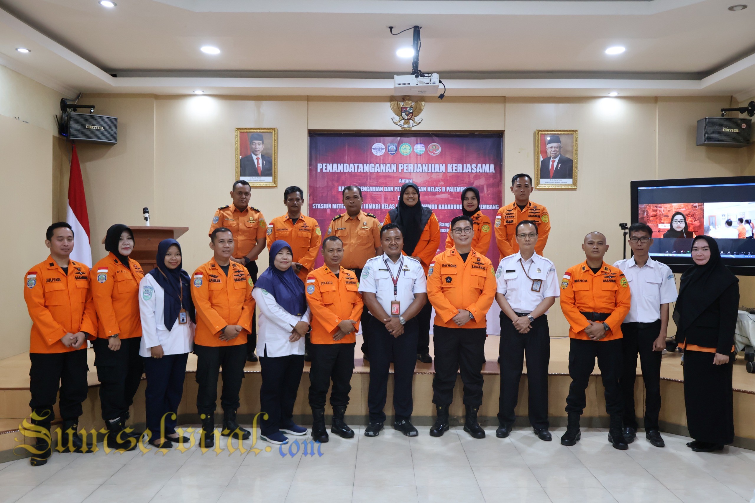 Fhoto bersama Jajaran Basarnas Palembang dan BKMG kelas II Sultan Mahmud Badaruddin II Palembang 